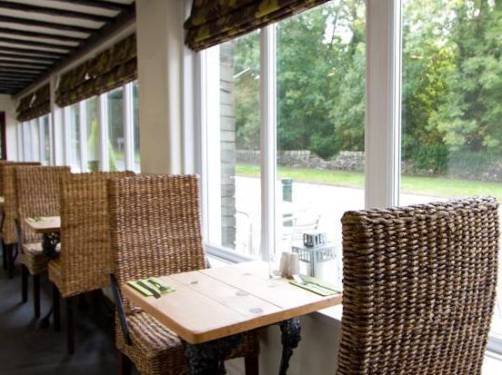 Pedro'S Restaurant Bar And Hotel Windermere Extérieur photo